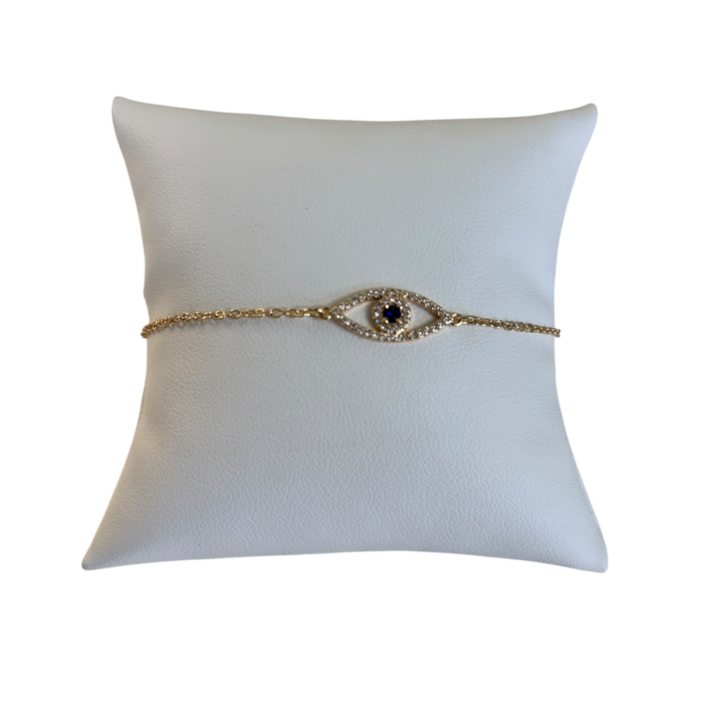 14kt Gold Plated Delicate Looking Evil Eye Bracelet.